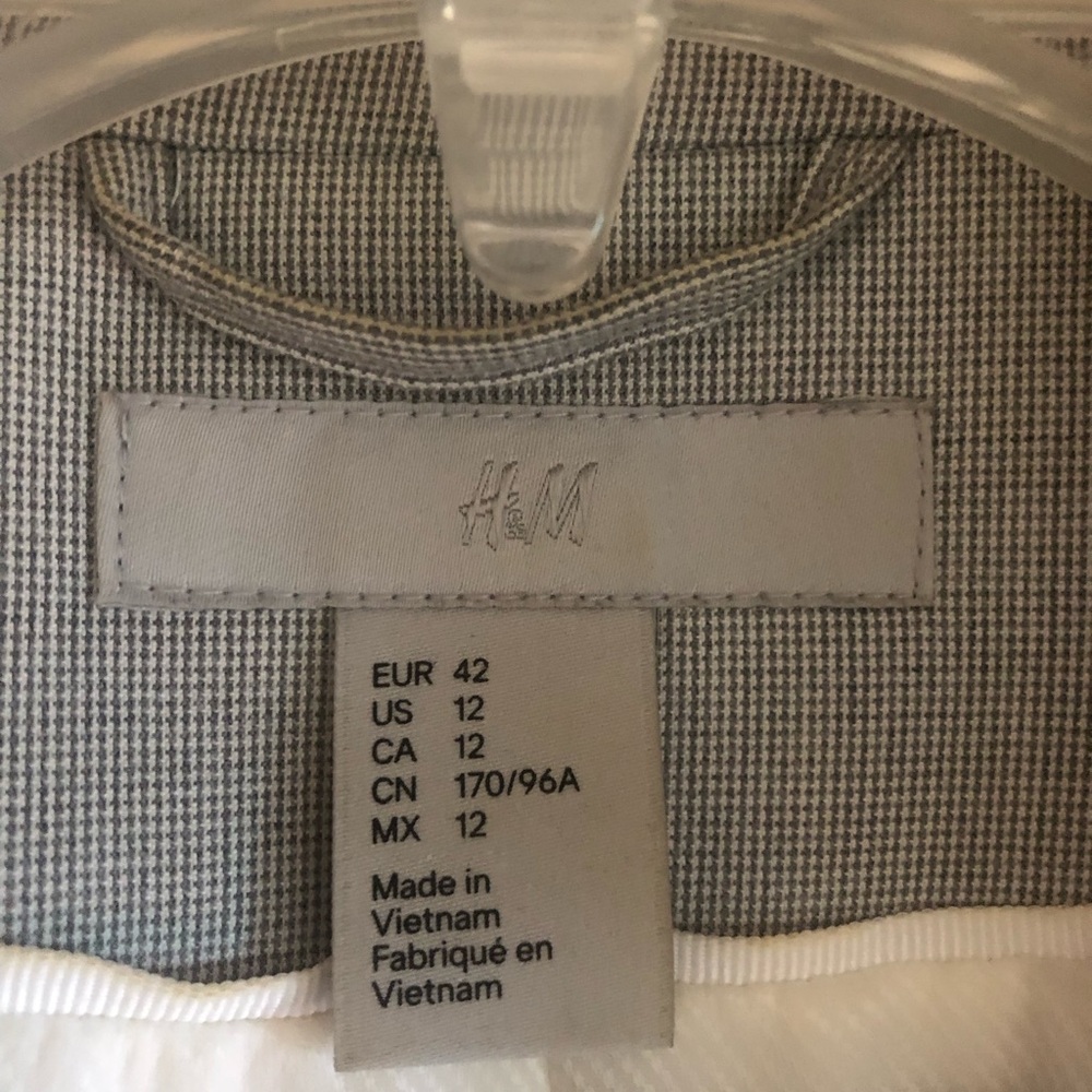 H&M black white small houndstooth suit